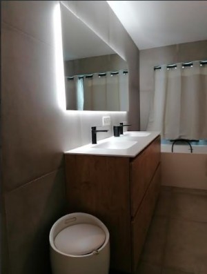 Oglindă Shape 04 +  ambilight 