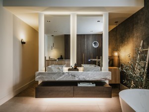 Oglindă Shape 04 +  ambilight 