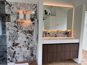 Oglindă Shape 04 +  ambilight 