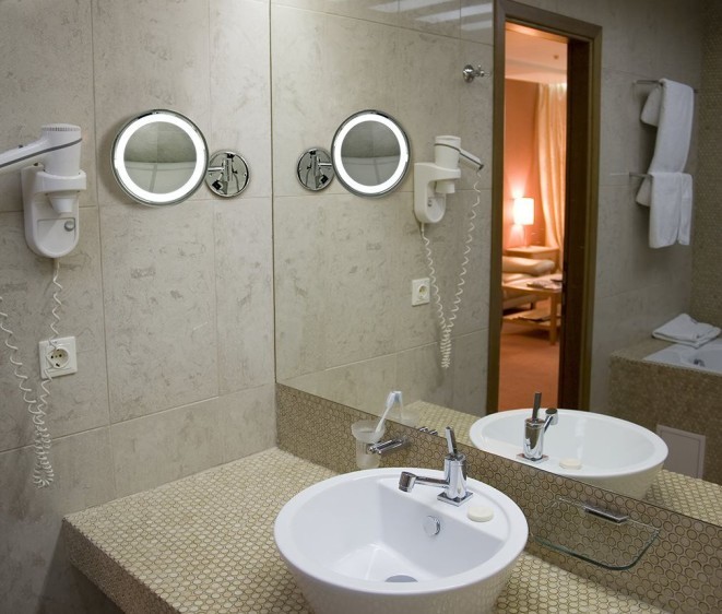 Oglinda cosmetică  Zoom 04 - Fotografie 4